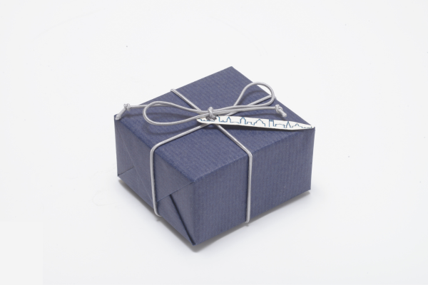 Elizabeth Parker Gift Wrap